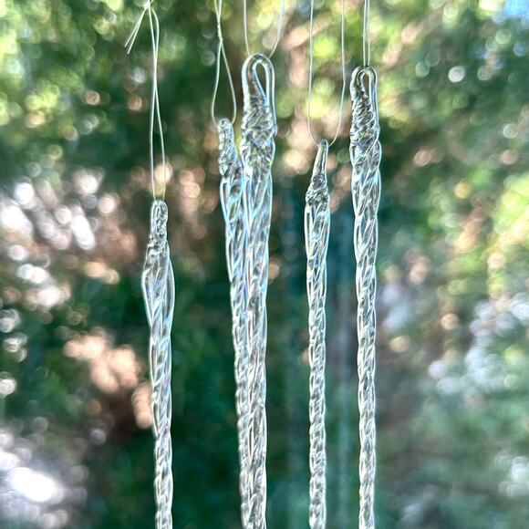 Silvestri Vintage Glass Icicle Ornaments – Set of 5 Twisted Clear Icicles - Picture 5 of 15